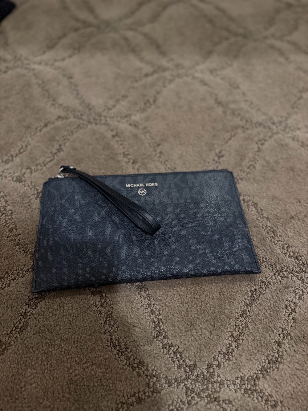 Michael Kors Black Signature Wristlet Clutch